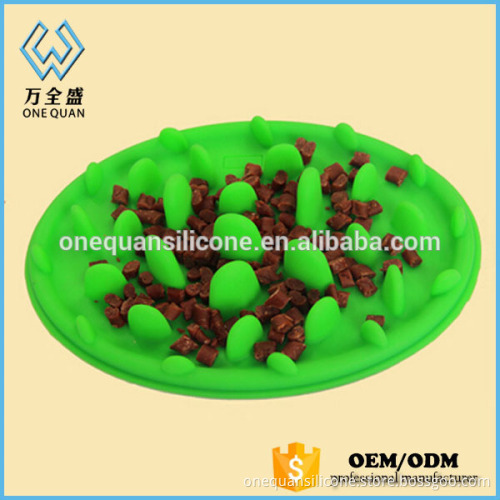 Slow Down Eating Dog Pet Feeder Dog Food Bowl Silicone Pet Bowl
